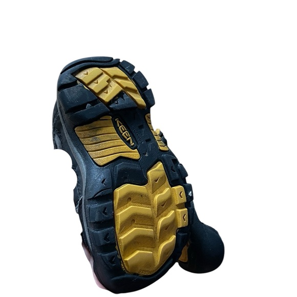 Keen Black and Gray Winter Boots - Picture 5 of 7